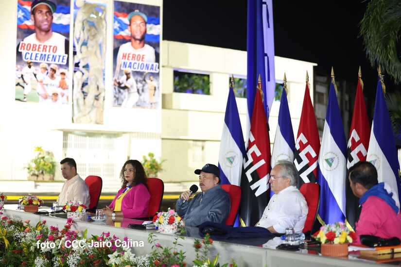 HOMENAJE